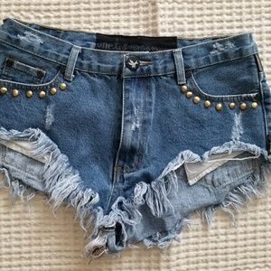 *RARE* One Teaspoon Studded Rollers Shorts Sz 28